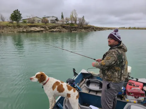 Dog Safety While Fishing