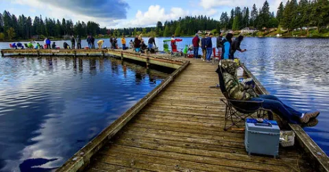 How_to_survive_opening_day_crowds_005_520x500